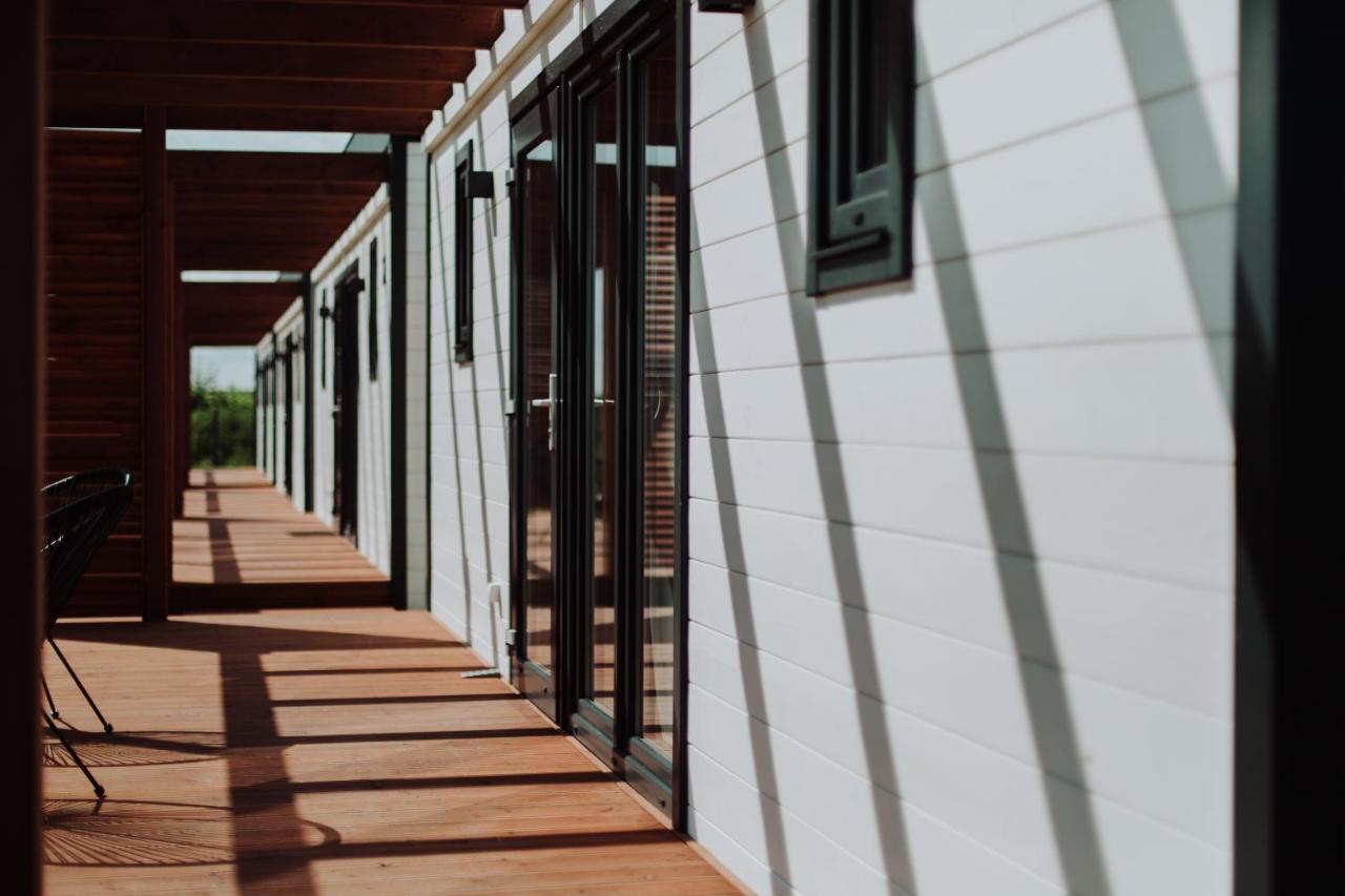 New Wave Resort Mielno ミエルノ エクステリア 写真